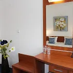 Hera 3*