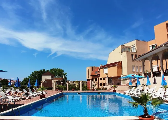 Hera Hotel